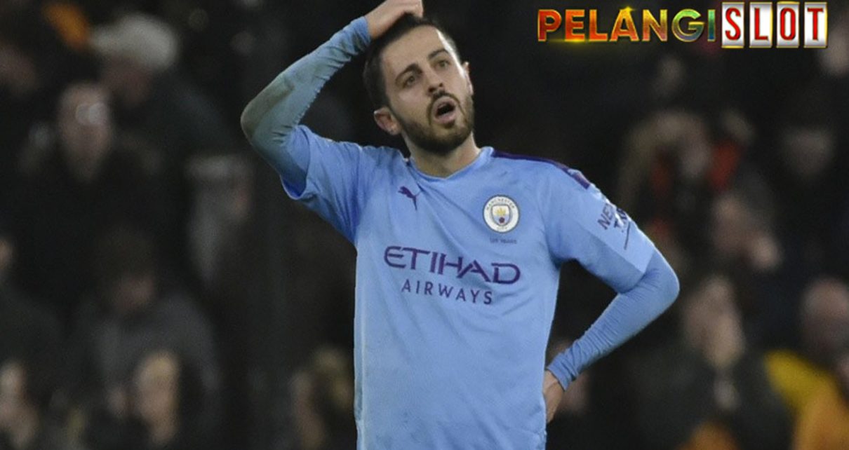 Gelandang serang Manchester City