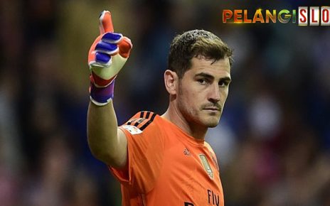 Sebuah usulan diberikan Iker Casillas.