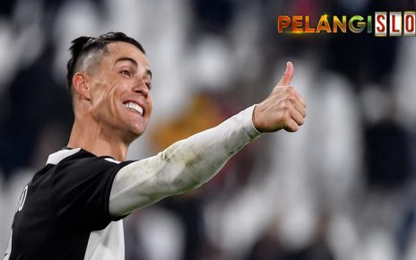 Megabintang Juventus Cristiano Ronaldo