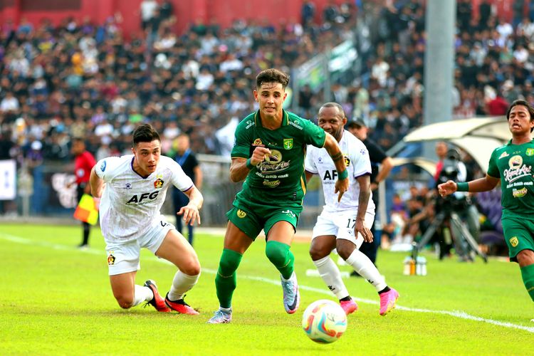 Hasil BRI Liga 1 Indonesia : Persik Kediri keluar sebagai pemenang Derby Jatim Dengan Skor Mencolok