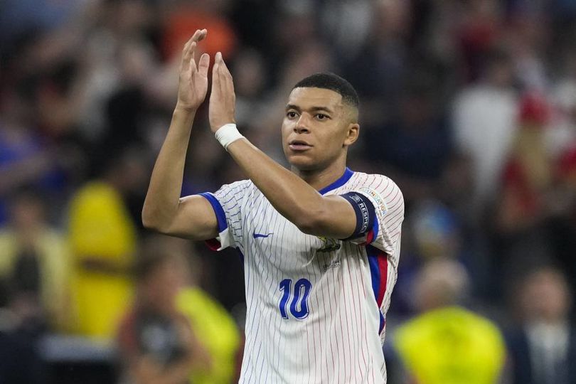 Mbappe Tuntut PSG Lantaran Gaji Tak Di Bayar, Mengapa ya kira kira?