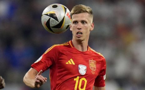 Pertarungan Manchester City vs Barcelona demi Dani Olmo