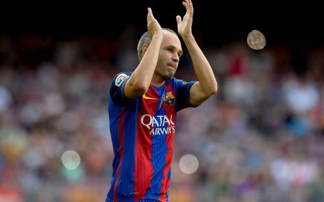 Legenda Barcelona Andres Iniesta Umumkan Pensiun